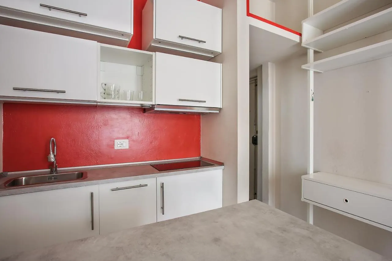 The Red Loft In Ponte Vecchio N.2 Apartment Florence Italy
